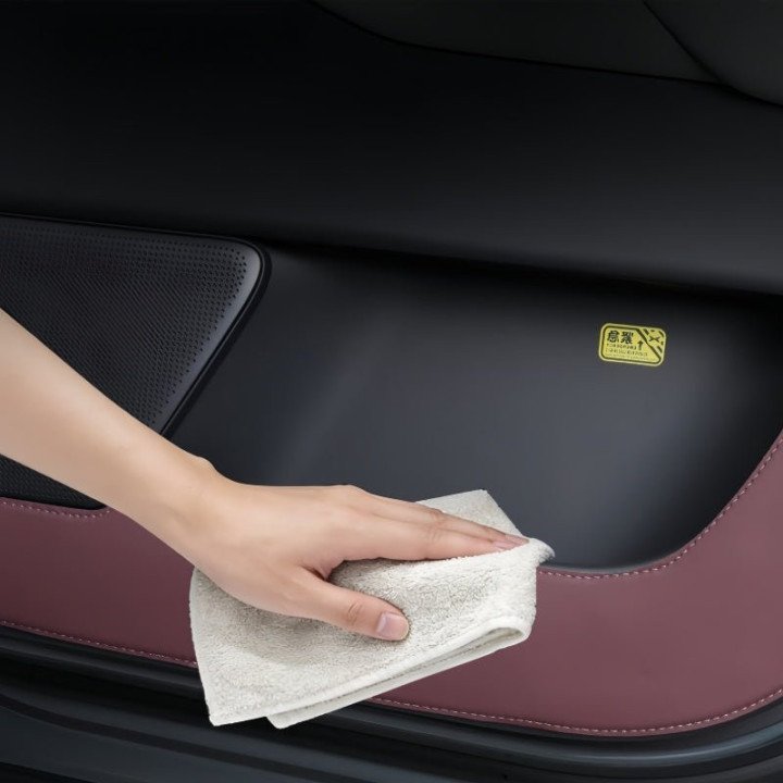 Leather Front Door Anti-Kick Pad for 2024-2026 XPENG X9