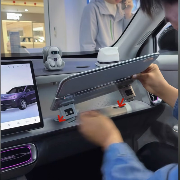 Passenger Side Folding Table for Leapmotor B10/B05