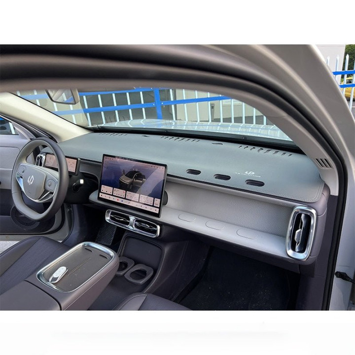 Dashboard Cover Mat for Leapmotor B10