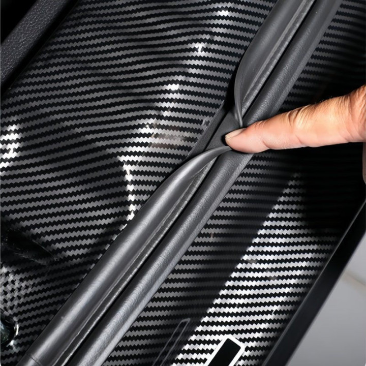 Carbon Fiber Trunk Sill Guard for Leapmotor C10