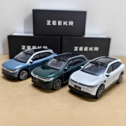 Zeekr 7X 1:64 Diecast Model Car
