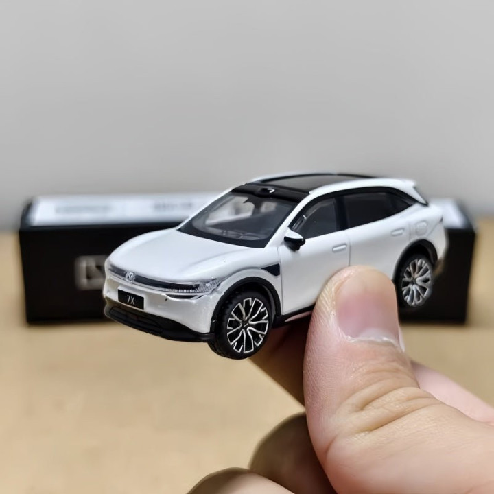 Zeekr 7X 1:64 Diecast Model Car