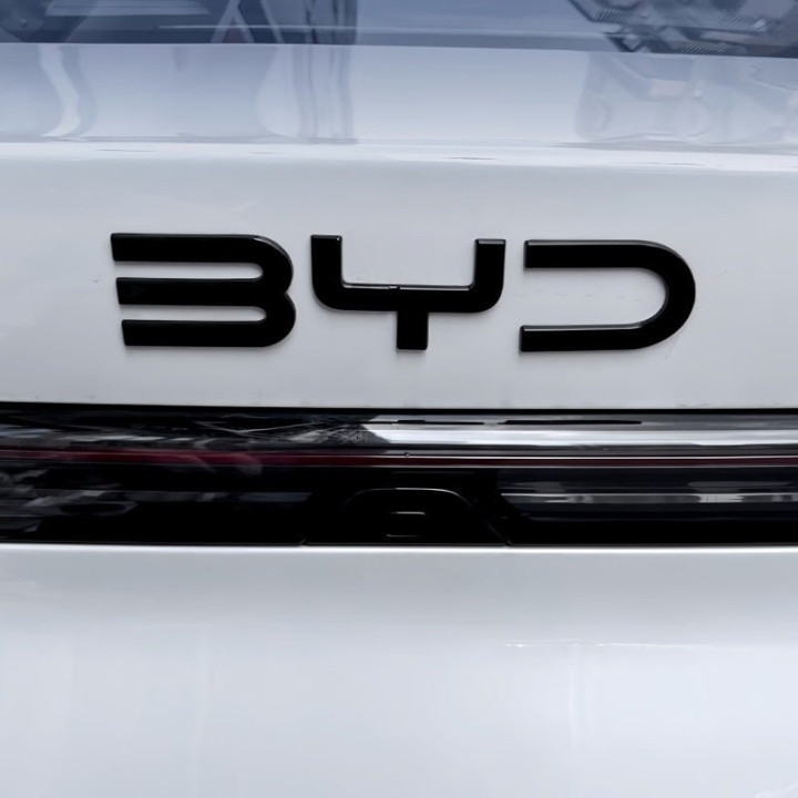 Front & Rear Logo Badge for BYD Seal 6 DM-i / Touring