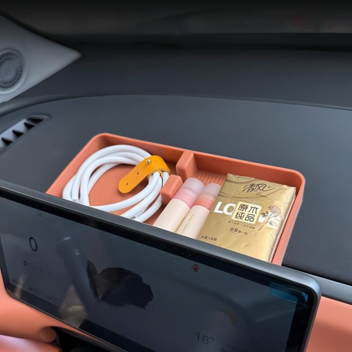 Dashboard Mounted Eyeglass Case for Leapmotor C10