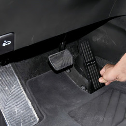 Brushed Aluminum Performance Pedal Covers for Xpeng G6 G9 P7 P7+ L03