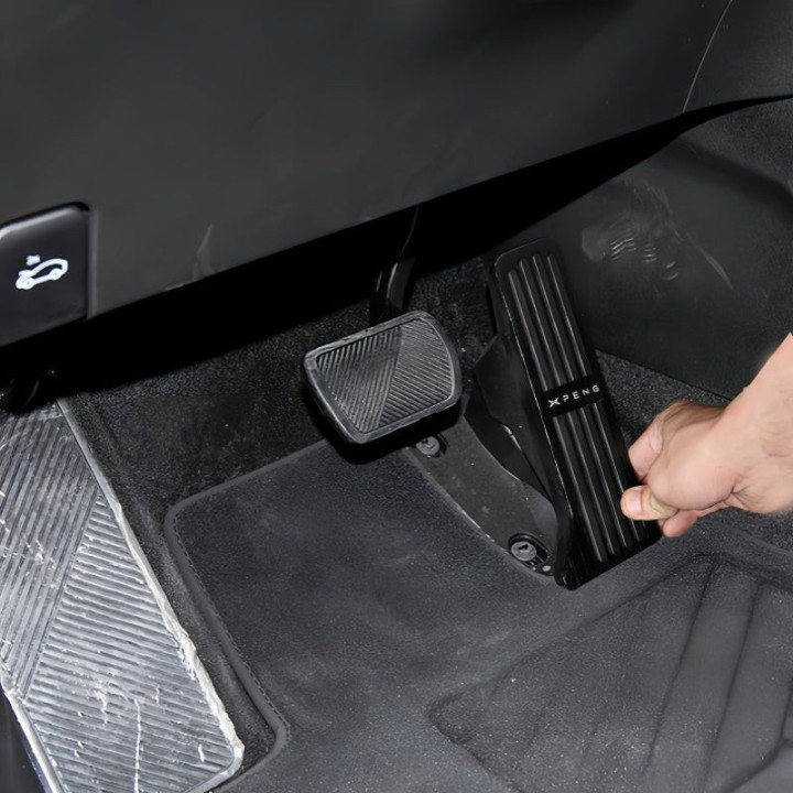 Brushed Aluminum Performance Pedal Covers for Xpeng G6 G9 P7 P7+ L03