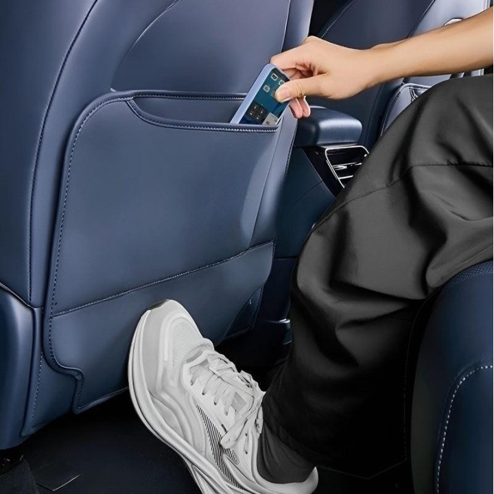 Anti-Kicking Mat for Geely