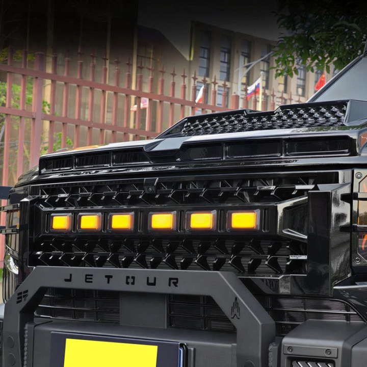 Podświetlany przedni grill do Jetour T1 – zdjęcie 13