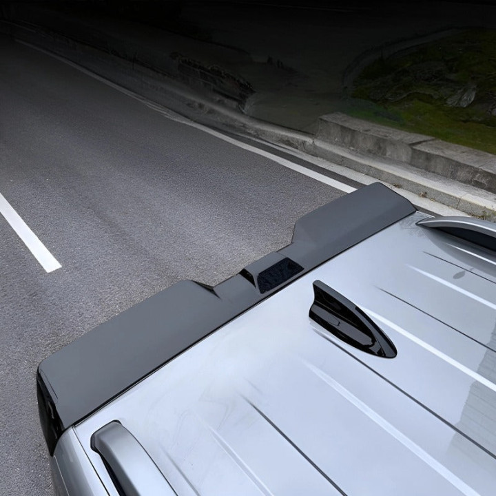 Spoiler klapy montaż na taśmę 3M do Jetour T2 – zdjęcie 7
