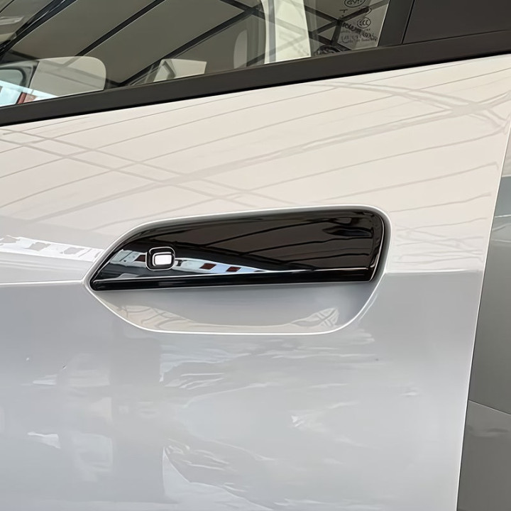 Nakładki na klamki Carbon Fibre lub Glossy Black do BYD Dolphin – zdjęcie 3