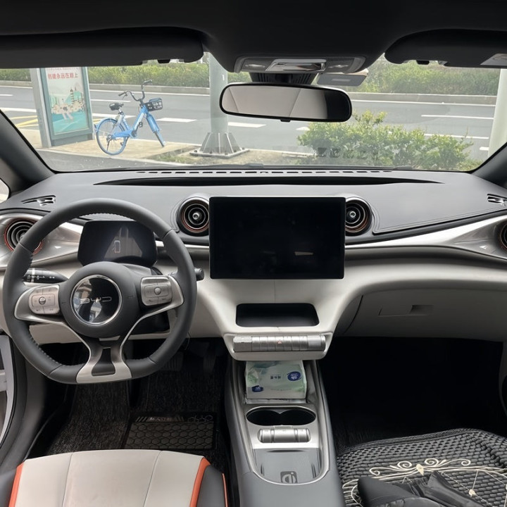 Mata przeciwsłoneczna na deskę rozdzielczą do BYD Dolphin – zdjęcie 3