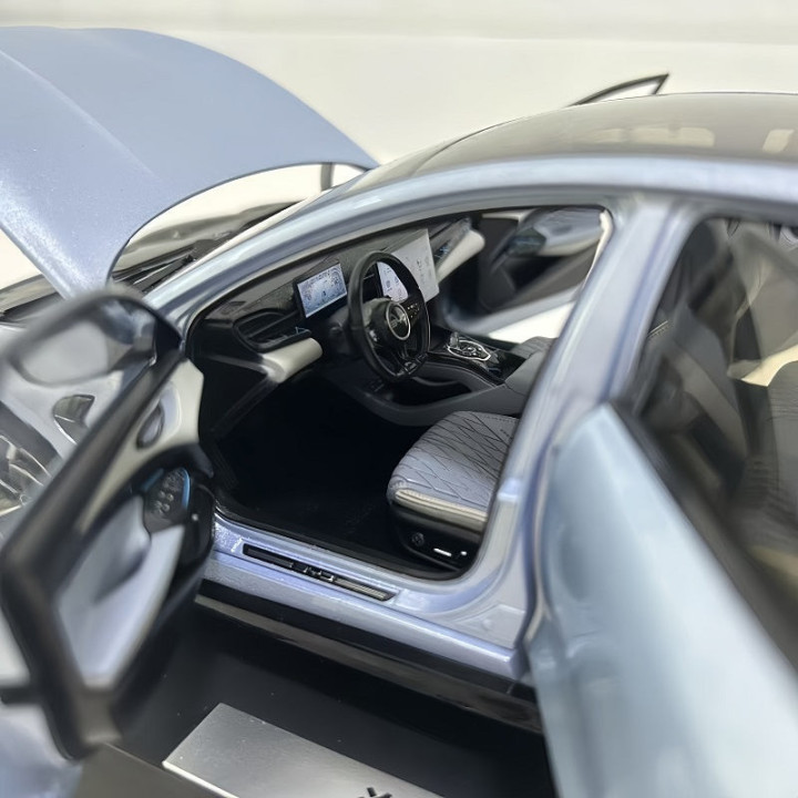 Model samochodu 1:18 metalowy do BYD – zdjęcie 5