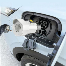 Adapter V2L Type 2 z gniazdem EU do BYD