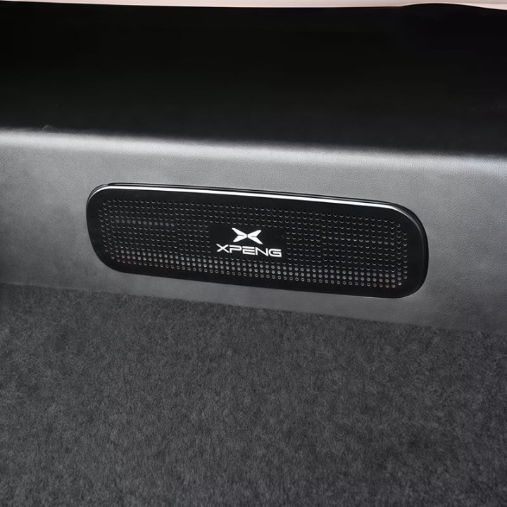 Osłona nawiewu pod fotelem do Xpeng X9 – zdjęcie 2