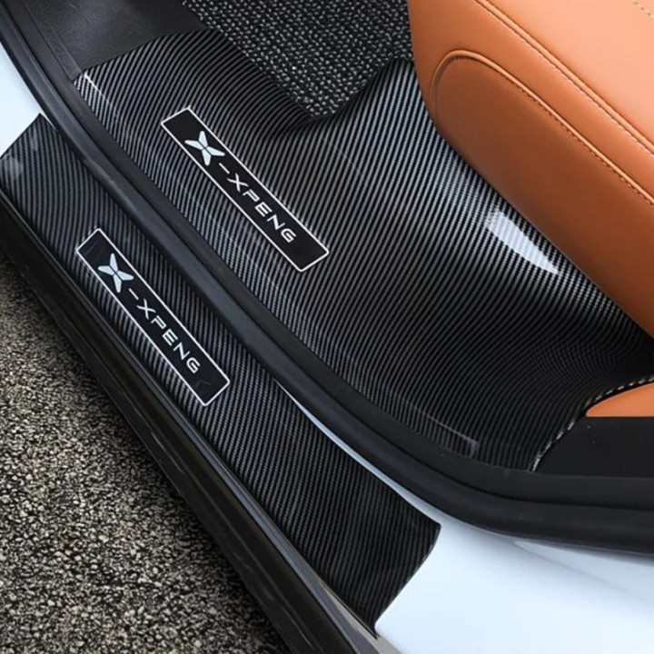 Osłony drzwi w stylu carbon do Xpeng G9 – zdjęcie 2